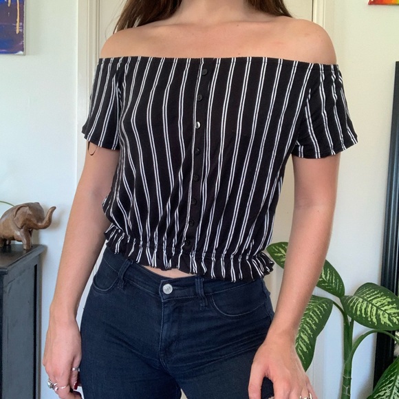 Striped off the shoulder top - Picture 2 of 4